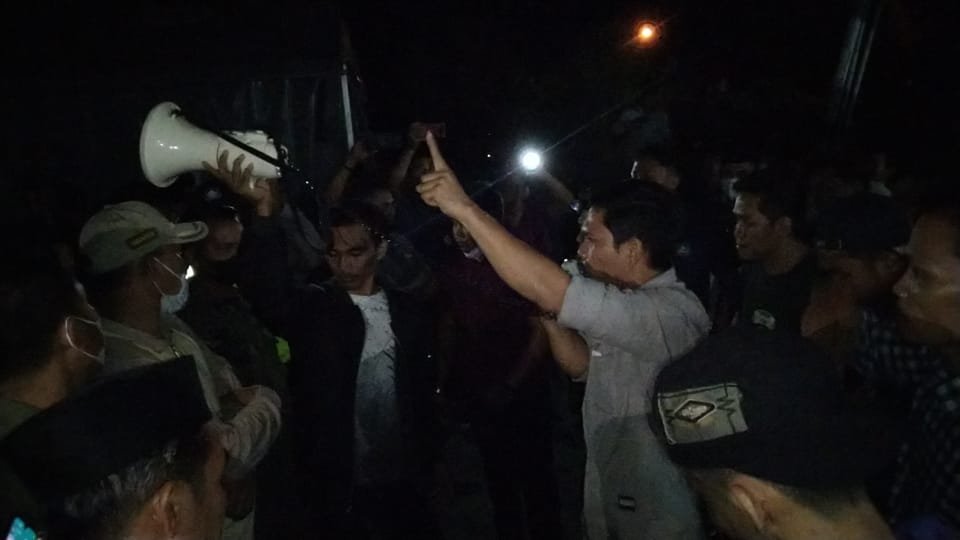 Pelantikan di Pemprov Sulbar Tuai Aksi Protes