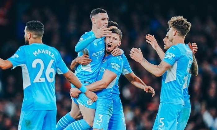City Puncaki Lagi Klasemen Usai Menangi Brighton 3-0