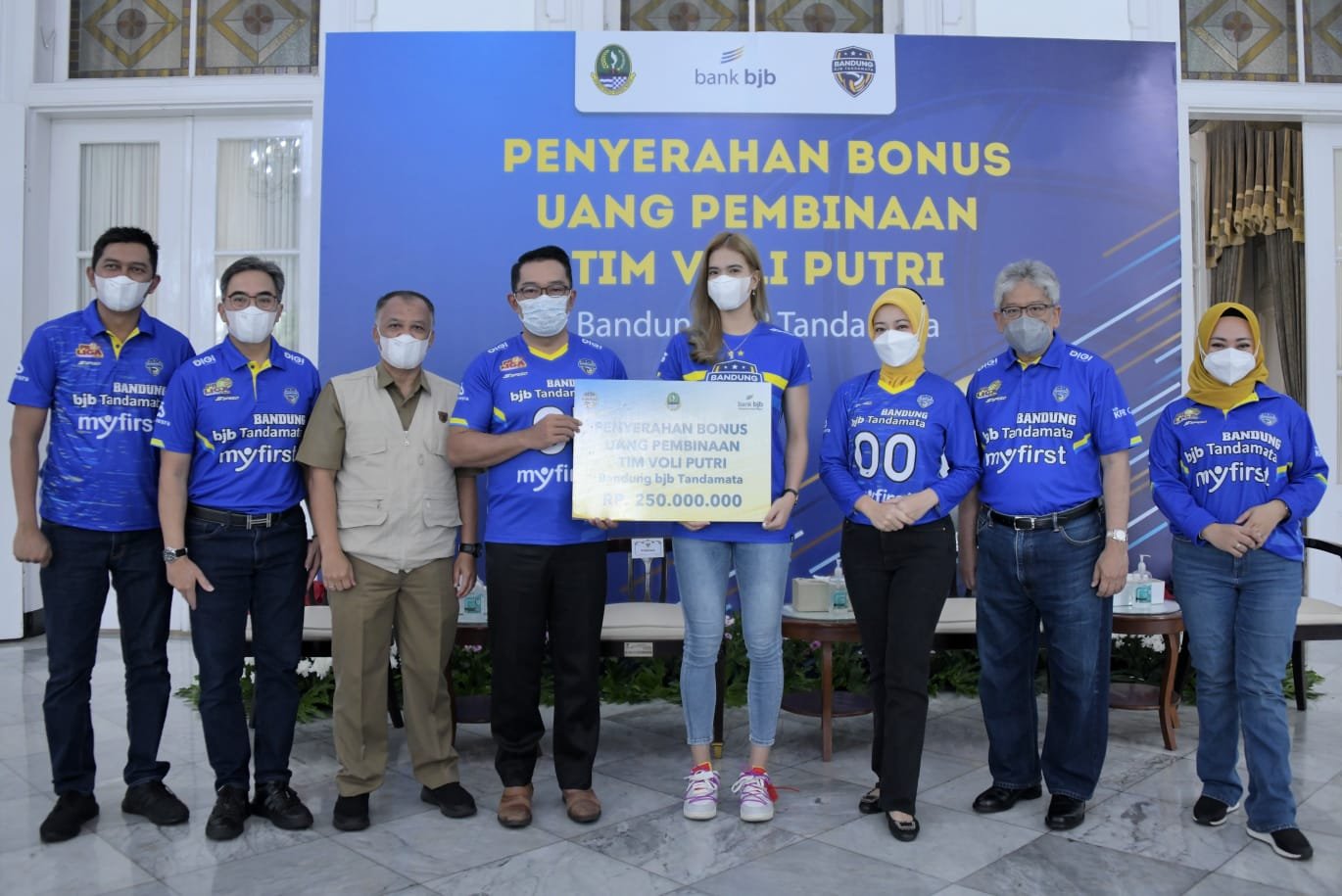 Juara Proliga 2022, Bandung Bjb Tandamata Diguyur Bonus, Pemda Provinsi Jabar Kucurkan Rp250 Juta