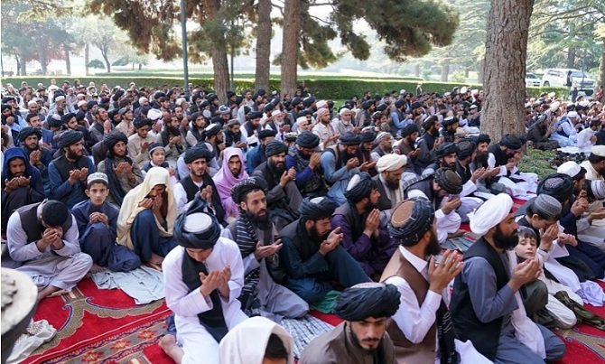 Setelah 20 Tahun, Warga Afghanistan Rayakan Lebaran di Bawah Taliban