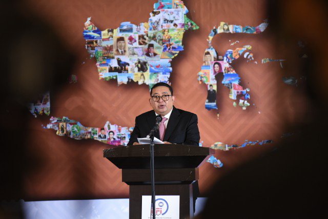 Fadli Zon: Prangko Identitas Negara dan Sarana ‘Second Track Diplomacy’ Antarwarga