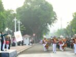 Presiden Joko Widodo Lepas Kirab Merah Putih
