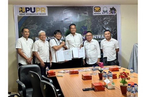 Abipraya Bangun Jalan Nasional Kaltim