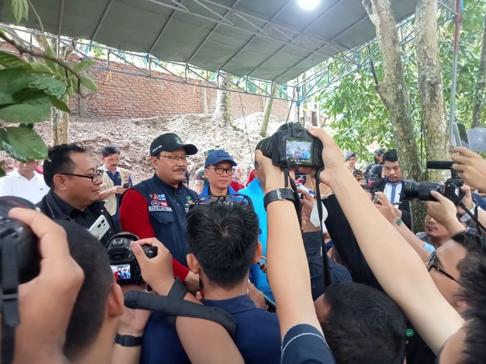 Mensos Gus Ipul: Ketum SMSI Firdaus Yang Membuat Kami Terperangkap di Sini
